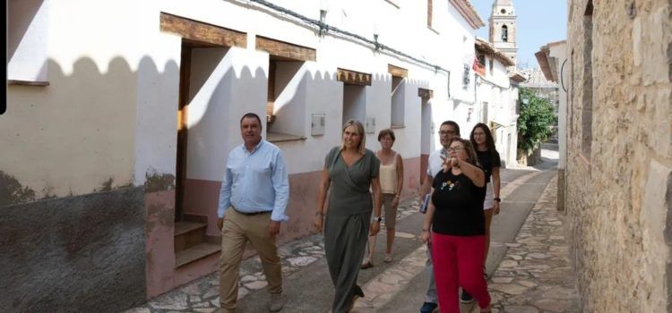 El Fons de Cooperació permetrà amb 68.000 euros a Palanques disposar d’habitatge per a lloguer, millorar el consultori