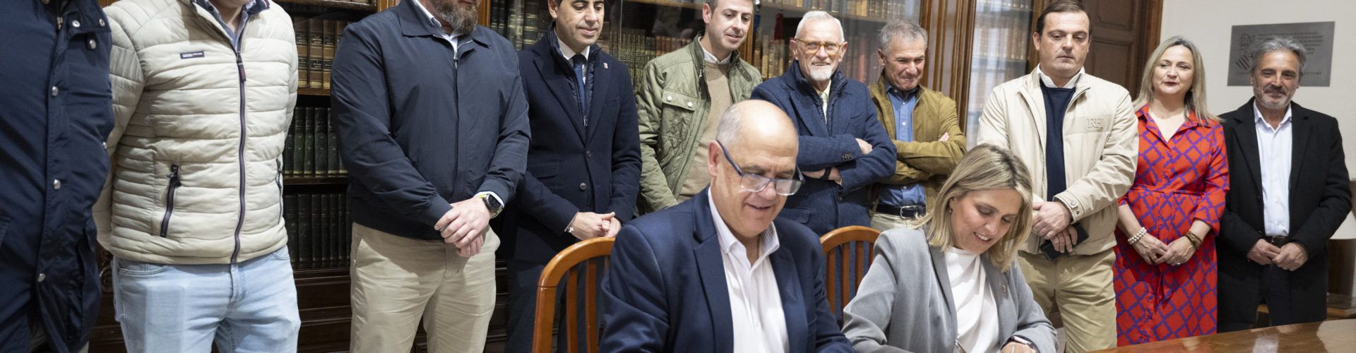 Diputació i Ajuntament invertixen 605.000 euros per als jóvens futbolistes de Benicarló amb la construcció del nou camp de futbol
