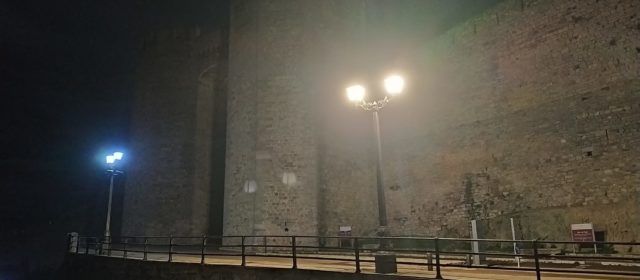 Morella canvia el color de l’enllumenat públic per a reduir la contaminació lumínica