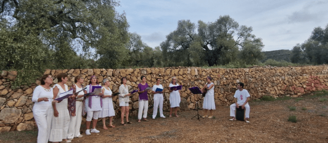 “Cor de dones cantant a la Terra” celebra el 8 de març