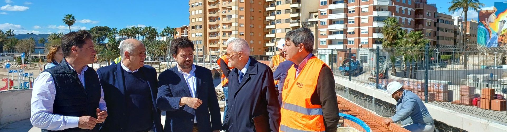 El director general de Costes visita les obres del nou passeig sobre la platja del Morrongo