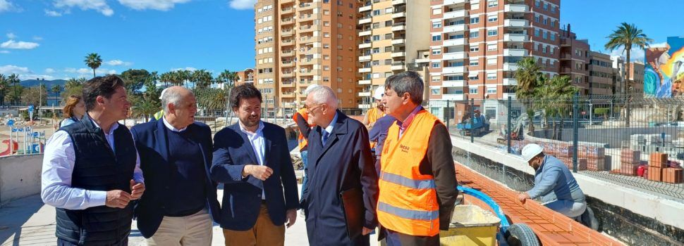 El director general de Costes visita les obres del nou passeig sobre la platja del Morrongo