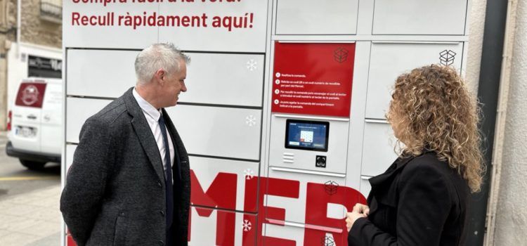 L’Ajuntament d’Amposta instal·la guixetes refrigerades a l’exterior del Mercat Municipal per a recollir la compra