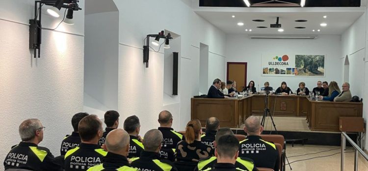 Reconeixement a la Policia Local d’Ulldecona i a l’agent Jose Antonio Fernandez Trenas