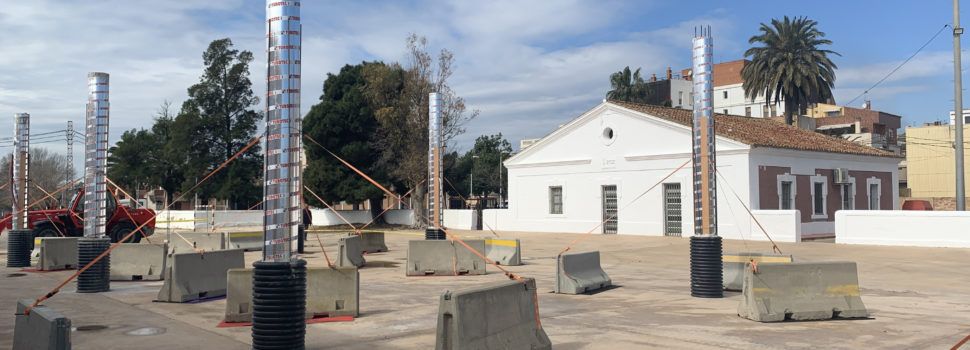 Inici de les obres de la Zona d’Ombreig Refugi Climàtic a l’Aldea: un nou espai multifuncional per a la ciutadania
