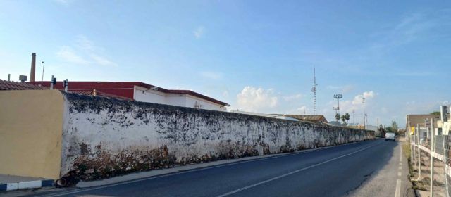 Torna a licitar-se la millora de l’accessibilitat de la vorera nord de la Brigada Municipal de Benicarló