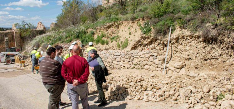 L’Ajuntament de Morella reconstrueix els portells del mur del camí des de Morella fins a la Puritat