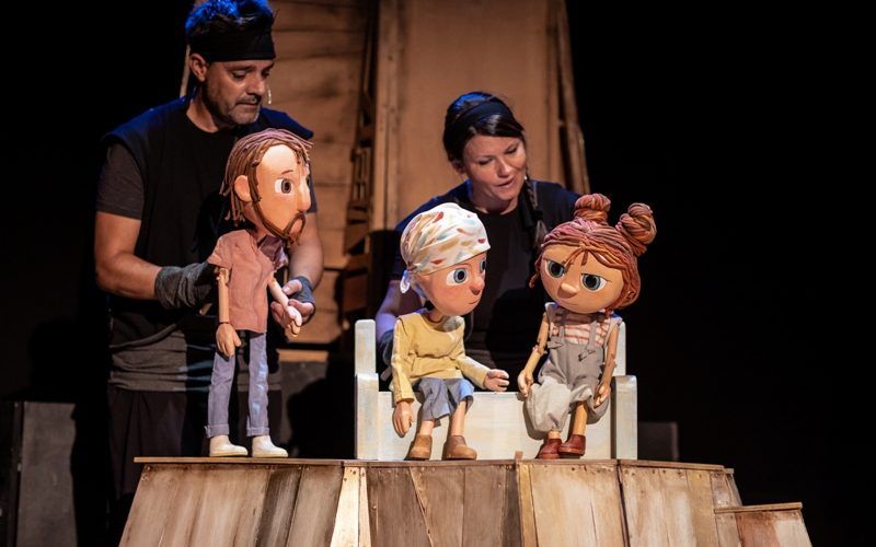 Festuc Teatre presenta a Amposta la seva obra de titelles “La Llàntia Meravellosa”