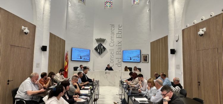 El Consell Comarcal del Baix Ebre reforça el suport als ajuntaments petits i la política d’habitatge social