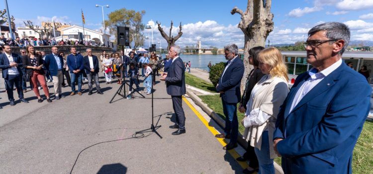 La Perla comença a navegar per l’Ebre
