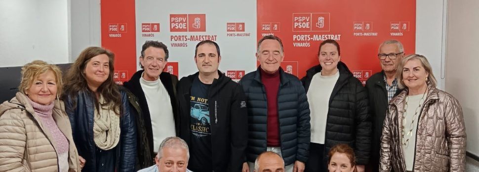 El diputat socialista Artemi Rallo explica als militants de Vinaròs la seua tasca al Congrés