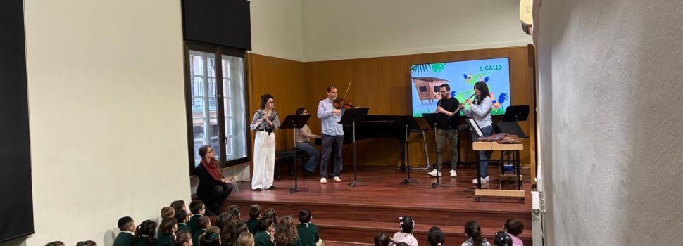 Més de 360 alumnes descobreixen la música i els instruments amb una visita a l’Escola i Conservatori de Música de la Diputació a Tortosa