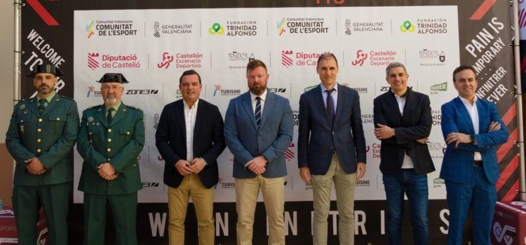 Infinitri 113 vuelve a atraer a Peñíscola más de 1000 triatletas con récord de participación Élite