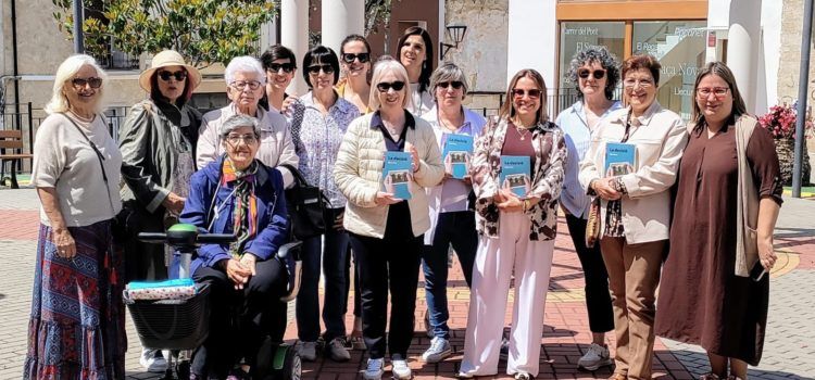 El Club de Lectura de Càlig va oferir  una trobada amb l’autora Elena Fora