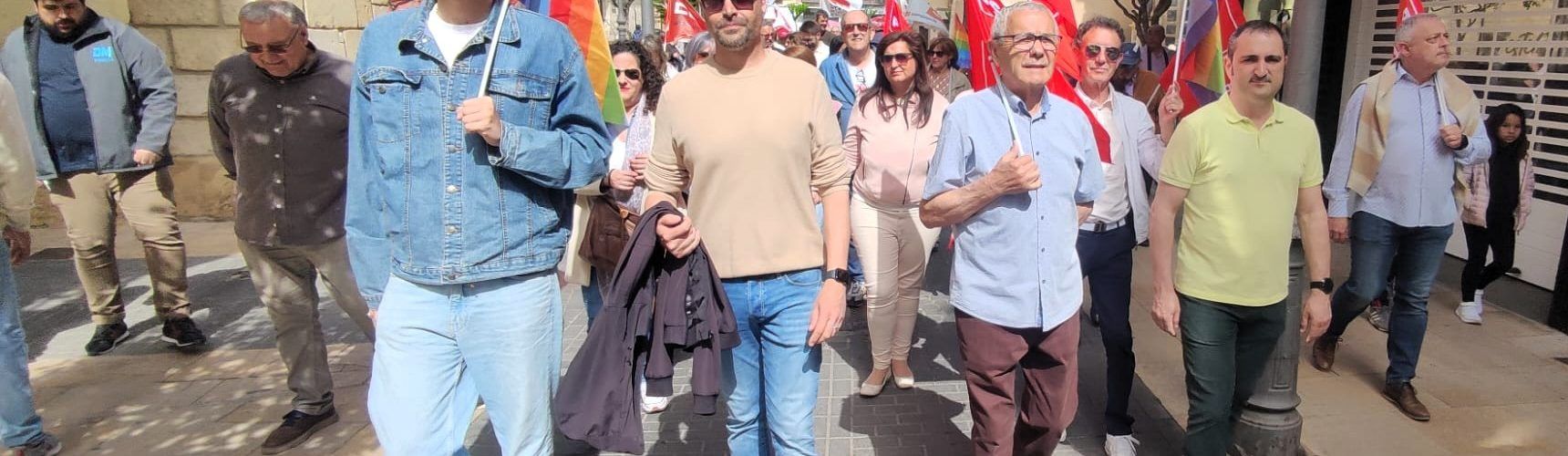 Destacada participació dels militants del PSPV en la manifestació del 1r de maig