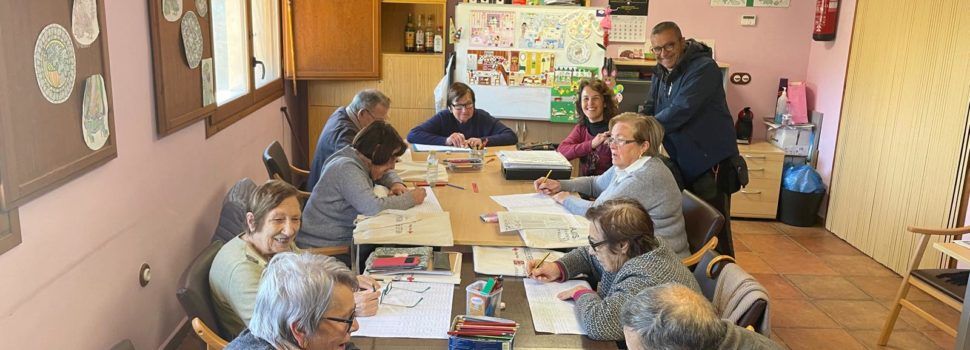 Les persones usuàries de la SPAP d’Ares cultiven el seu propi hort com a activitat terapèutica i social