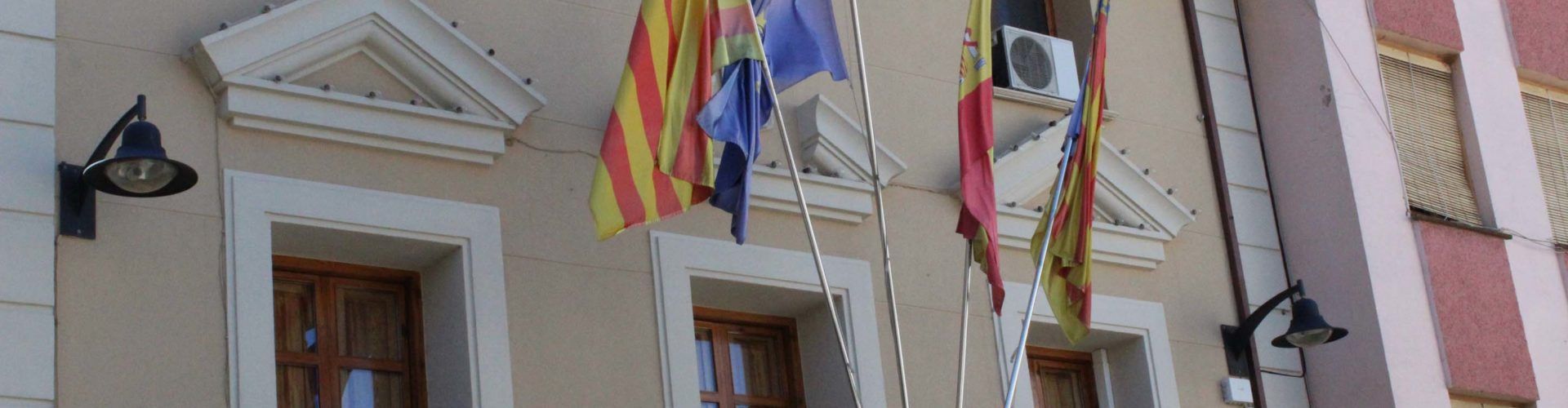 El PP acusa al PSOE d’imposar als veïns de Les Coves una pujada del 30% de les escombraries en 2025