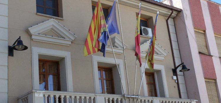 El PP acusa al PSOE d’imposar als veïns de Les Coves una pujada del 30% de les escombraries en 2025