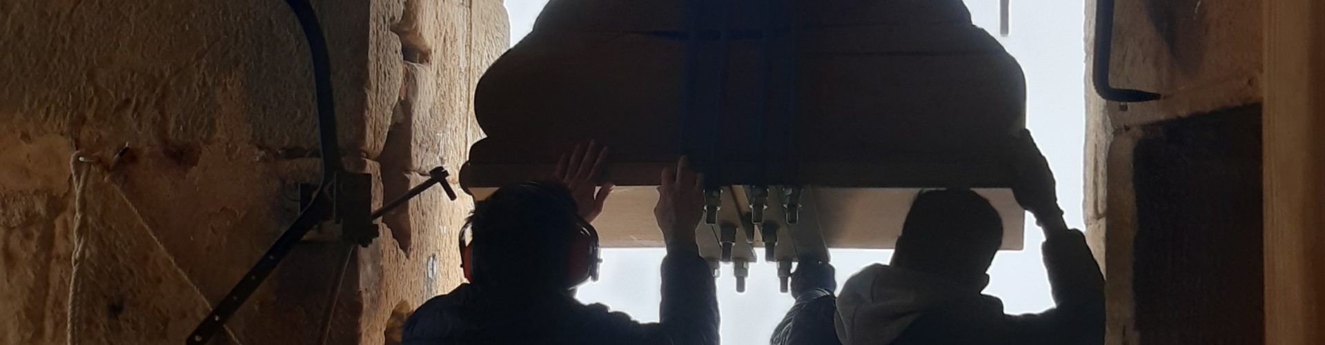 Vistabella licita el manteniment del campanar