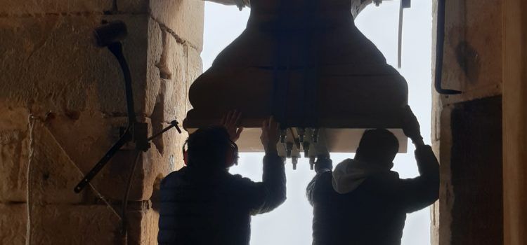 Vistabella licita el manteniment del campanar