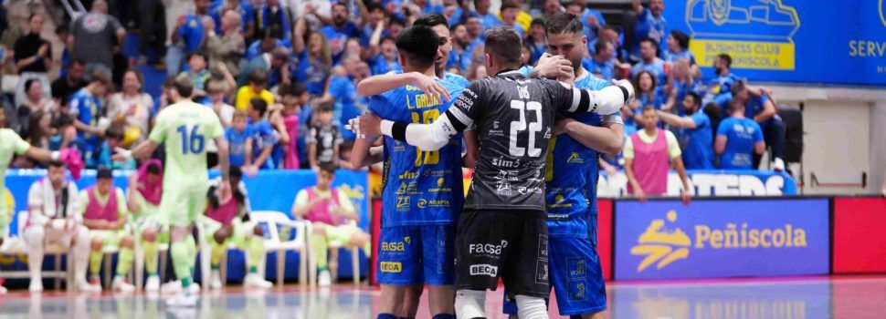 El Servigroup Peñíscola FS vuelve a ser líder de Primera tras superar al Barça (3-2)