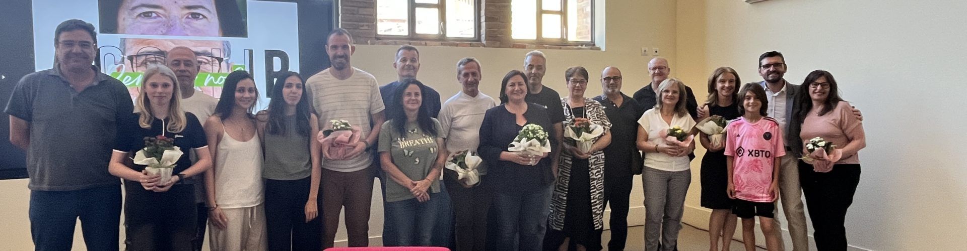 “Acollir: Per què no?” l’exposició del Consell Comarcal del Baix Ebre per visibilitzar l’acolliment familiar