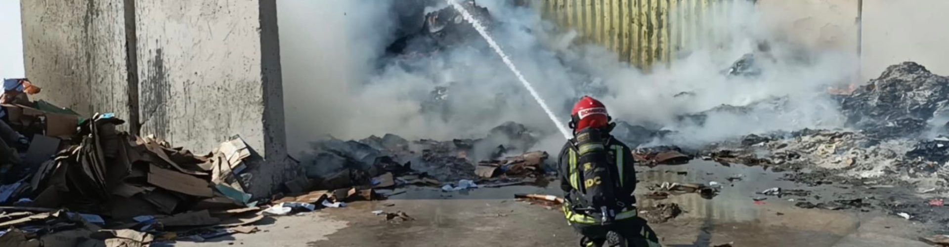 Incendio de una planta de reciclaje en Benicarló