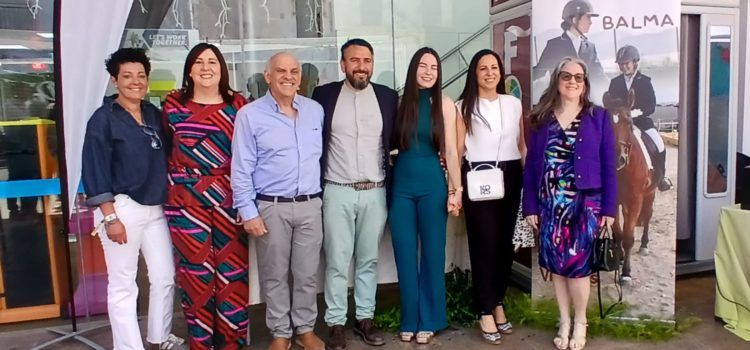 Amics de Vinaròs presenta la seua dama Balma Garcia Vizcarro