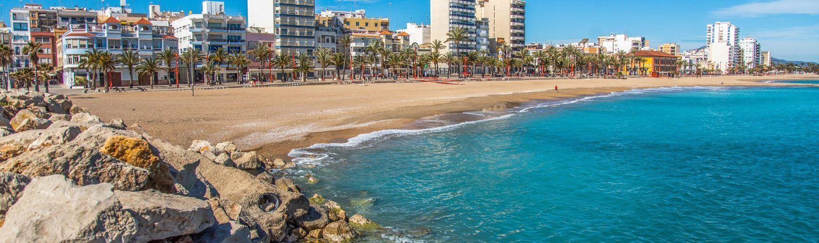 Vinaròs renova les Banderes Blaves de les platges del Fortí i Fora del Forat