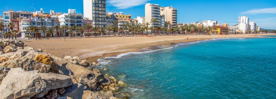 Vinaròs renova les Banderes Blaves de les platges del Fortí i Fora del Forat