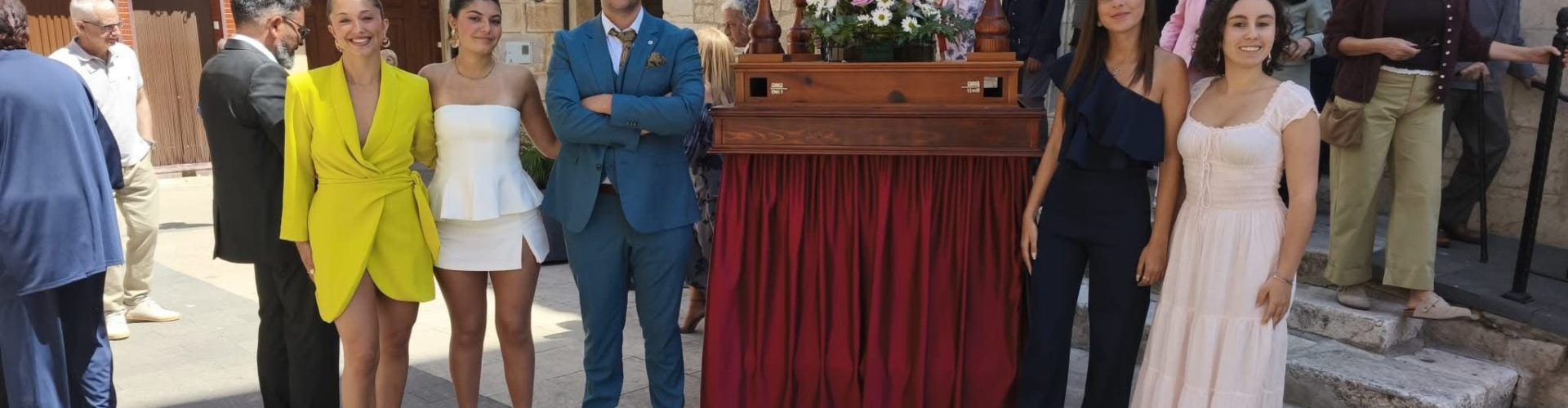 Tírig honra la patrona Santa Quitèria amb festa, devoció i el tradicional repartiment de les coquetes