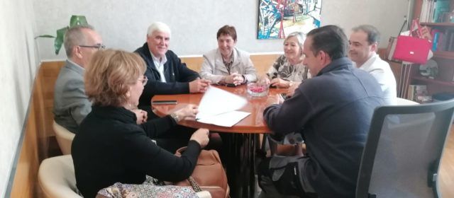 El Govern Municipal es reuneix amb la Fundació Caixa Rural per a analitzar possibles espais per al Museu Carlos Santos