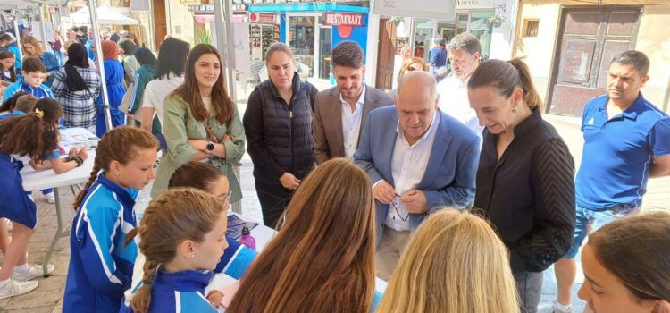 Benicarló celebra amb èxit la Fira del Coneixement BLóLab amb la participació de més de 50 projectes científics