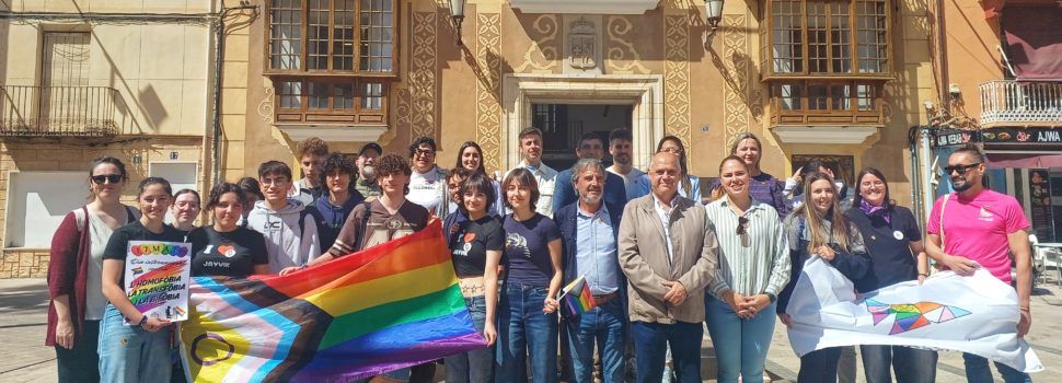 Benicarló reivindica la diversitat sexual en el Dia Contra la LGTBIFòbia