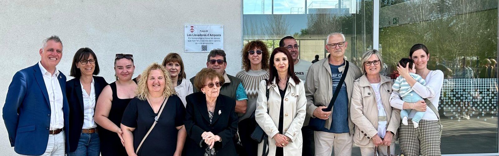 Amposta estrena la plaça de les Llevadores d’Amposta
