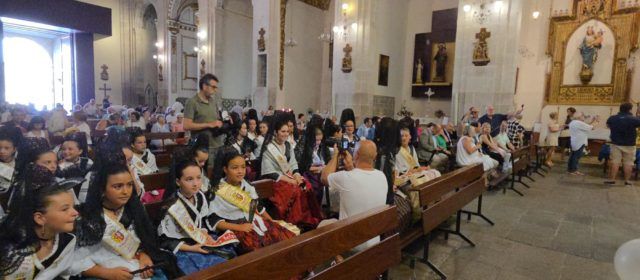 Cercavila d’acompanyament a Sant Joan, reines, dames i cavallers