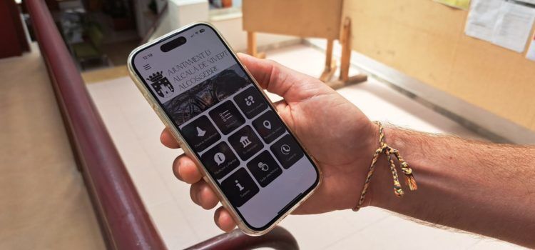L’Ajuntament d’Alcalà-Alcossebre implanta un nou servei de comunicació d’incidències a través d’APP