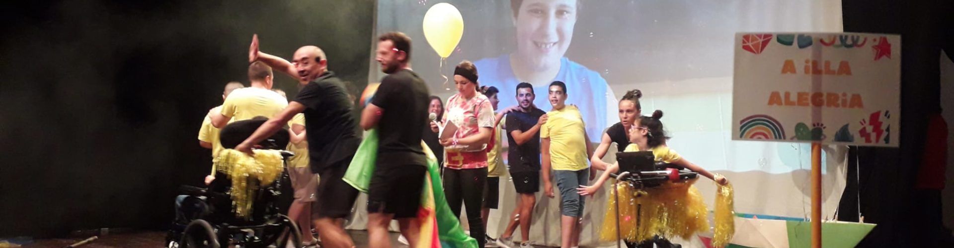 Festival fi de curs del CEE Baix Maestrat amb teatre i l’estrena de la cançó “Som escola, som el Baix Maestrat”