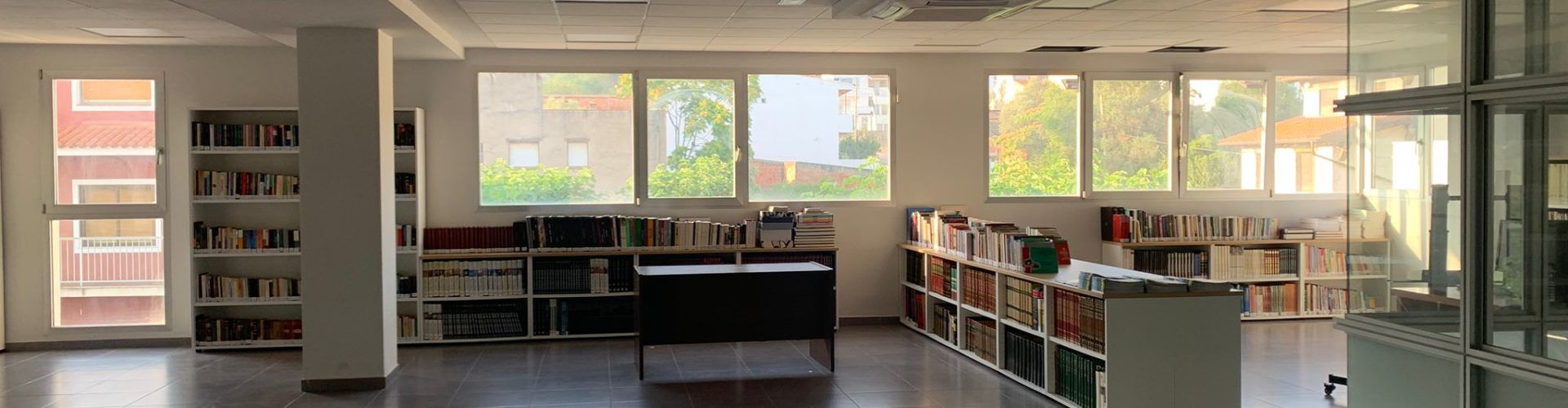 Santa Magdalena millora el mobiliari de la Biblioteca Municipal i Aula de Formació