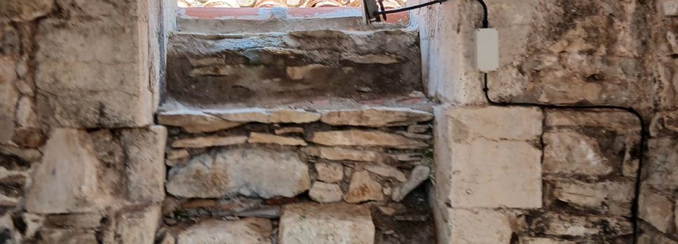 Ares del Maestrat posa a punt el campanar de cara a les festes d’agost