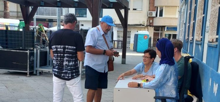 S’acaben les coes quilomètriques per arreplegar el tíquet per als majors de 70 anys