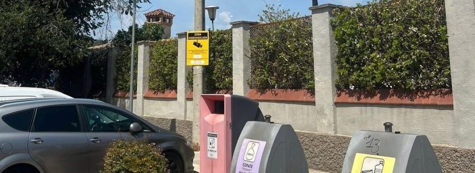 Ulldecona instal·la càmares de videovigilància per controlar les illes de contenidors d’escombreries i sancionar els actes incívics