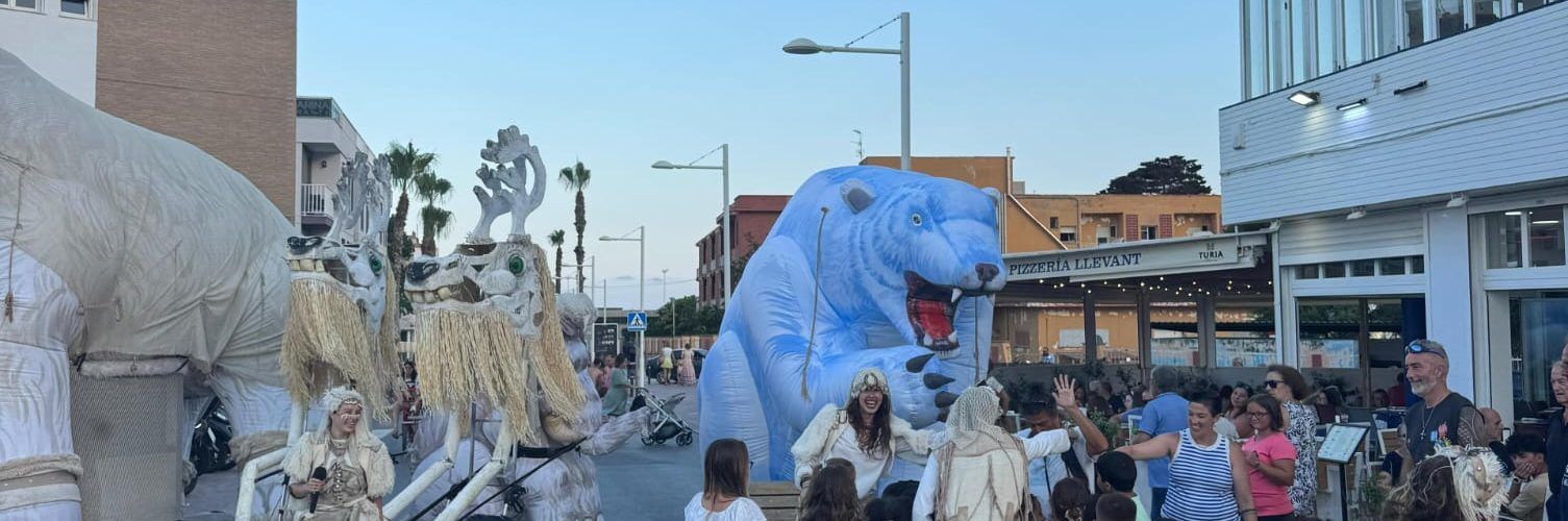 Peníscola arranca la XVIII edició del Festival de Teatre al Carrer