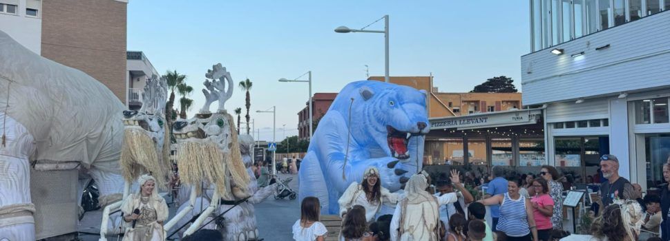 Peníscola arranca la XVIII edició del Festival de Teatre al Carrer 