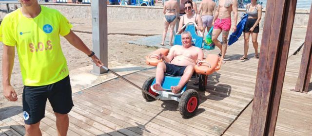 El servicio de salvamento y socorrismo en playas en Peñíscola ha realizado 200 asistencias en el mes de junio