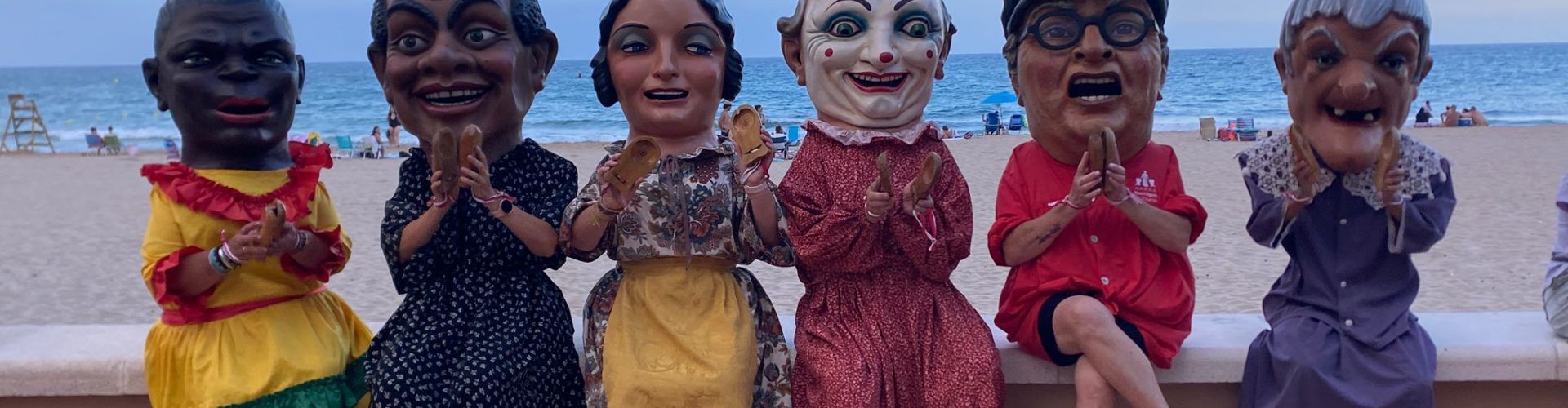 Els nanos i gegants, a El Campello