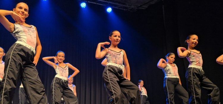 IX exhibició de dansa de Maribel Ruiz Dance Studio