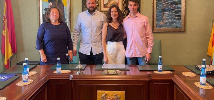 El PP de Benassal acusa al govern local del PSOE de privar als veïns de banys públics en la piscina