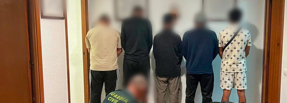 Detenidas en l’Aldea cinco personas por transportar 28 kg de adormidera