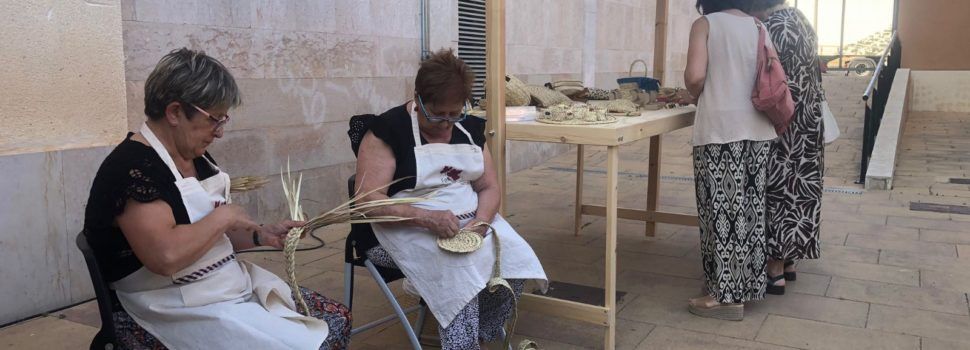 El Parc Natural dels Ports inaugura l’exposició itinerant Artesana
